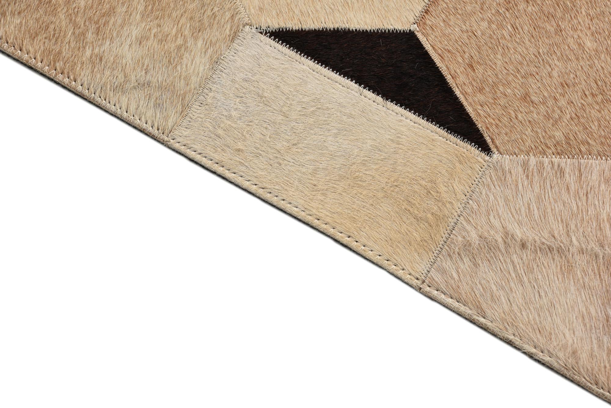 5' 2 x 8' Cowhide Rug