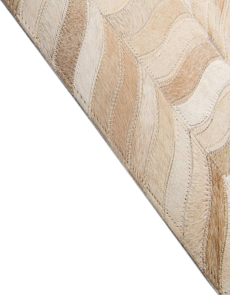 Detail image of 5' 8 x 7' 8 Cowhide Stocks Rug