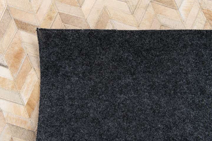 5' x 8' 1 Cowhide Stocks Rug