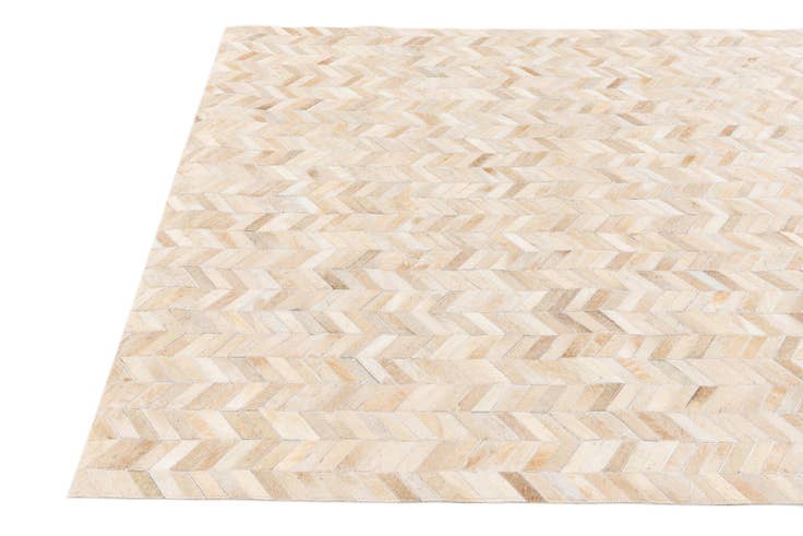 Detail image of 5' 1 x 7' 9 Cowhide Stocks Rug