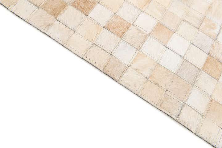 5' 1 x 7' 11 Cowhide Stocks Rug