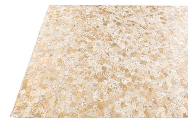 5' 3 x 7' 5 Cowhide Stocks Rug
