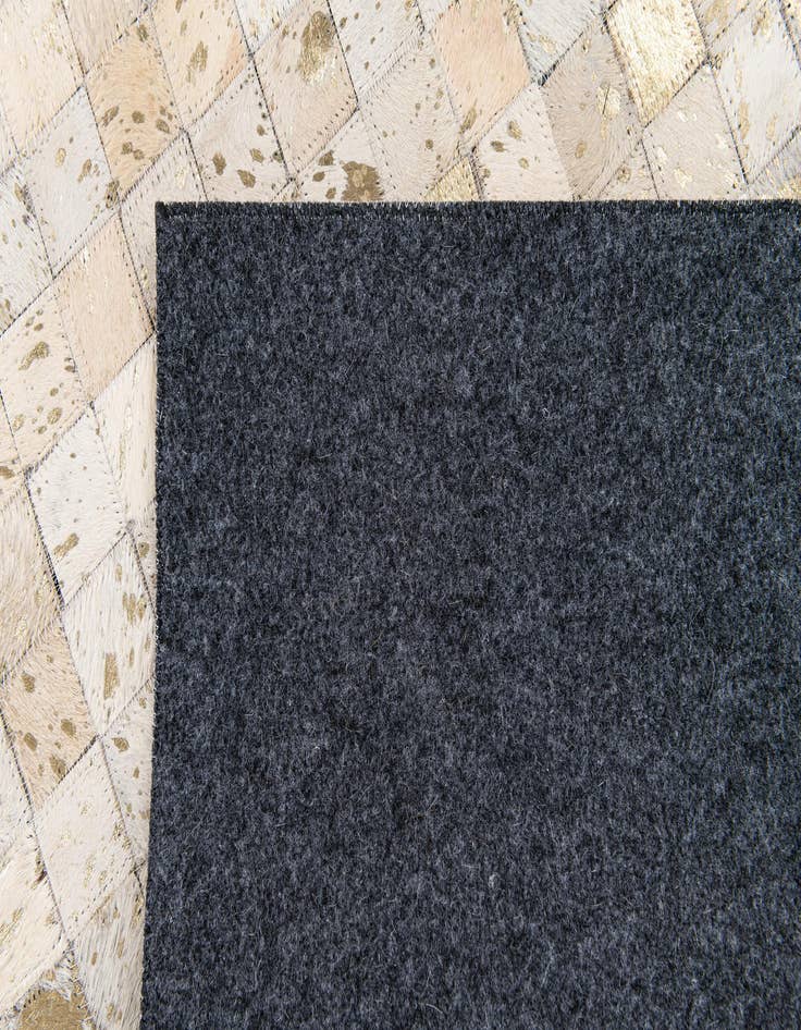 Detail image of 5' 2 x 7' 5 Cowhide Stocks Rug