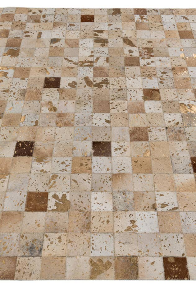 Detail image of 5' x 8' Cowhide Stocks Rug