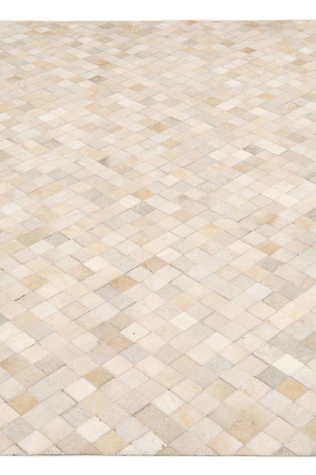 Detail image of 6' x 8' 11 Cowhide Stocks Rug