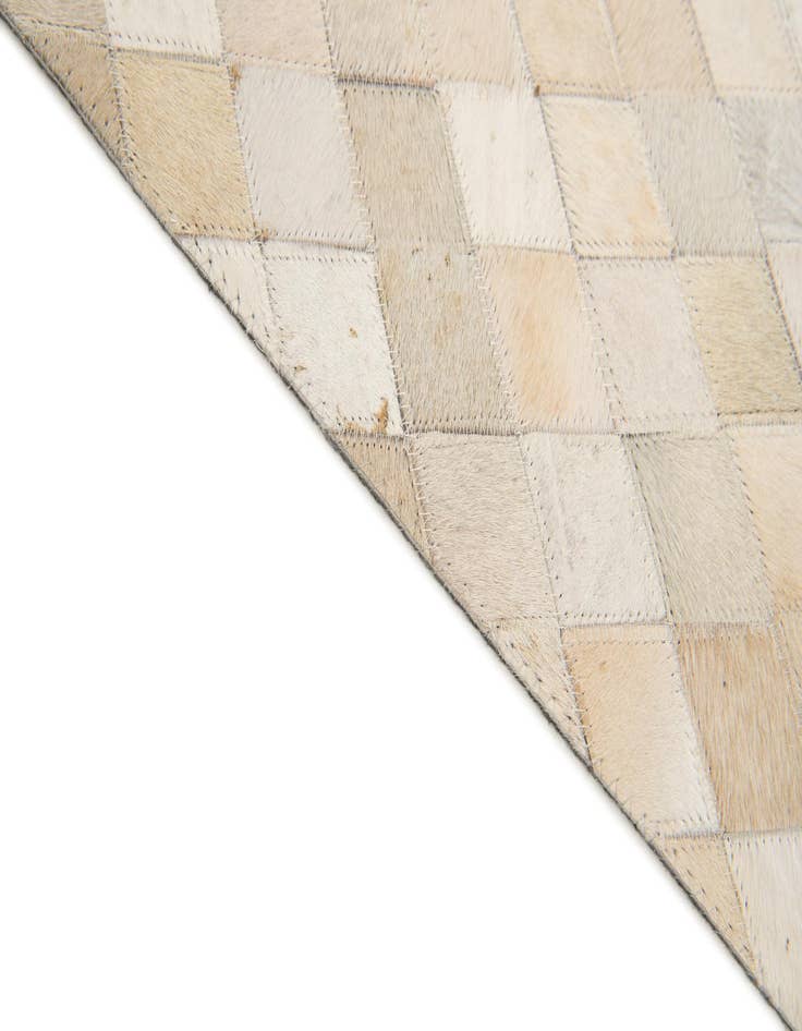 Detail image of 6' x 8' 11 Cowhide Stocks Rug