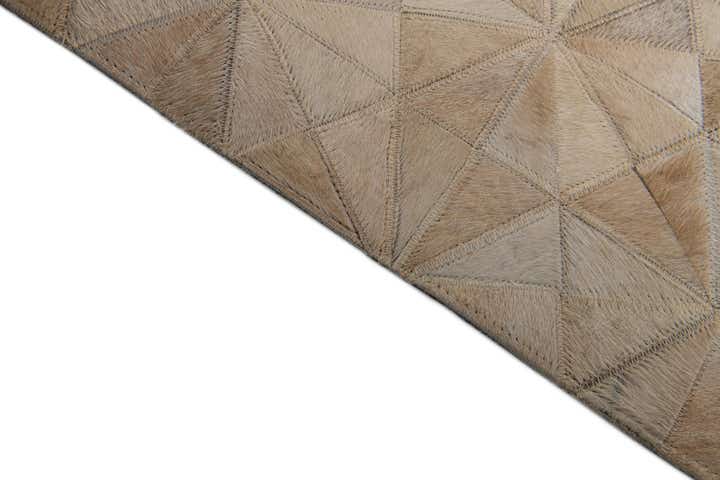 6' 9 x 9' 7 Cowhide Stocks Rug