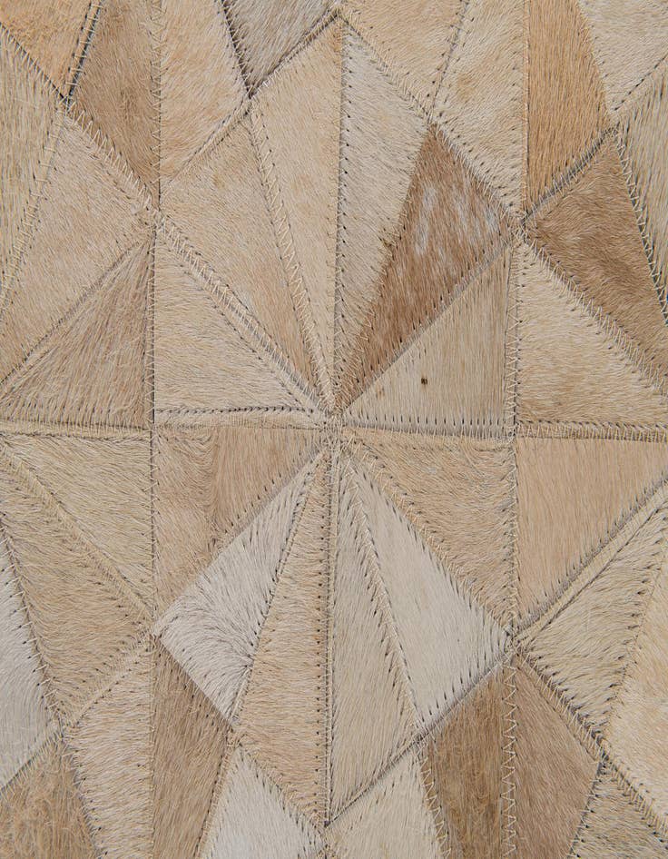 Detail image of 6' 9 x 9' 7 Cowhide Stocks Rug