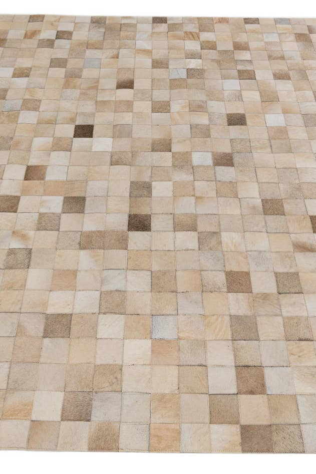 Detail image of 6' 8 x 9' 9 Cowhide Stocks Rug