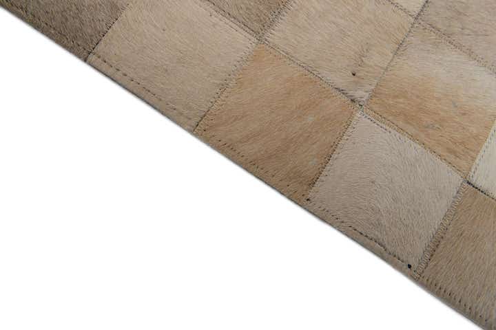 6' 8 x 9' 9 Cowhide Stocks Rug