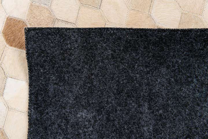 4' 8 x 6' 8 Cowhide Stocks Rug