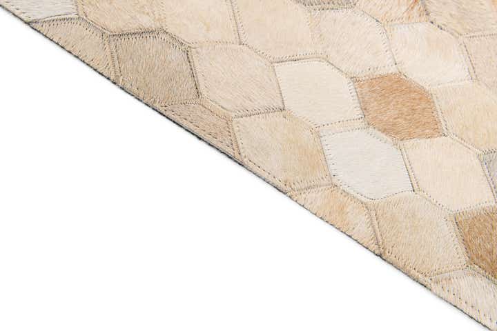 4' 8 x 6' 7 Cowhide Stocks Rug