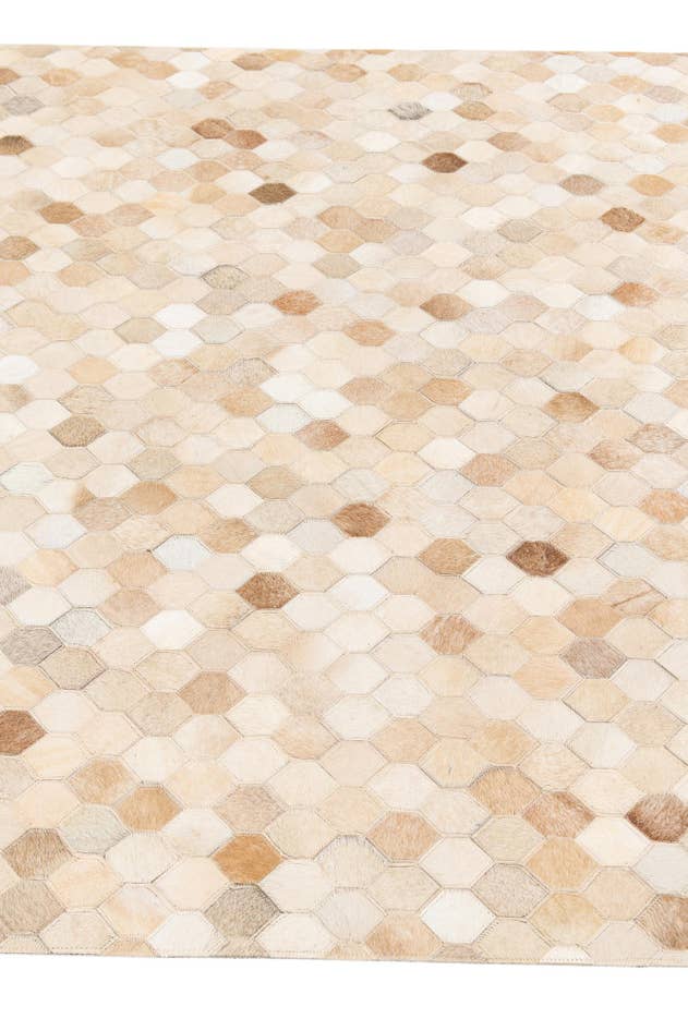 Detail image of 4' 9 x 6' 8 Cowhide Stocks Rug