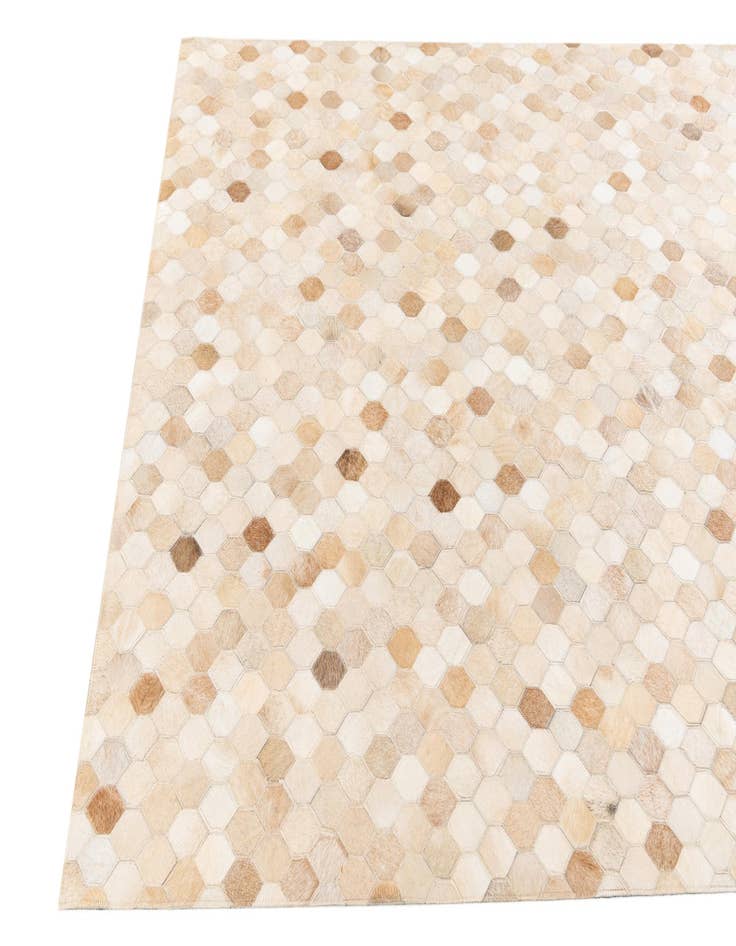 Detail image of 4' 8 x 6' 7 Cowhide Stocks Rug