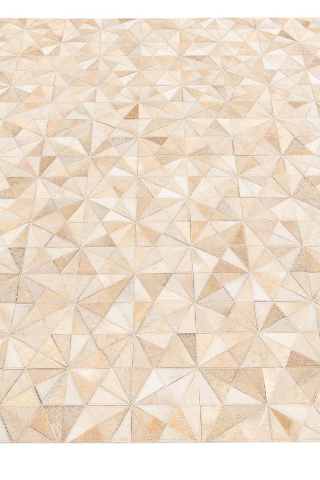 Detail image of 4' 9 x 6' 8 Cowhide Stocks Rug
