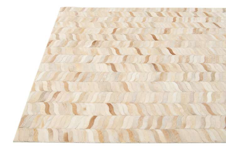 3' 11 x 5' 10 Cowhide Stocks Rug