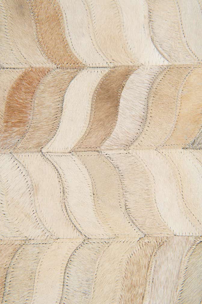 3' 11 x 5' 10 Cowhide Stocks Rug