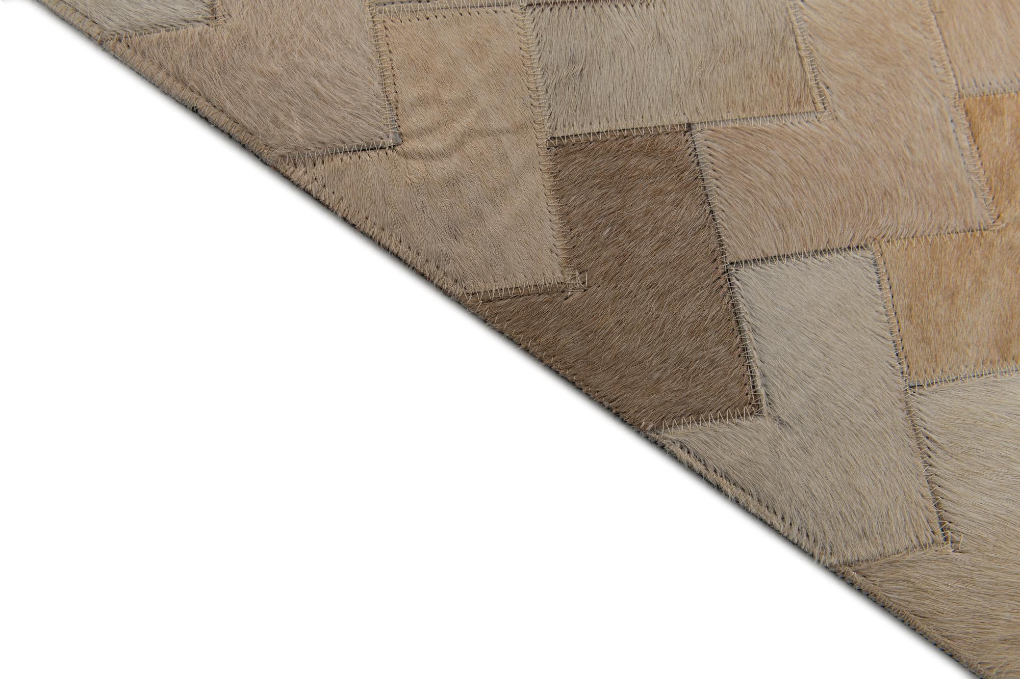 4' 1 x 5' 11 Cowhide Stocks Rug