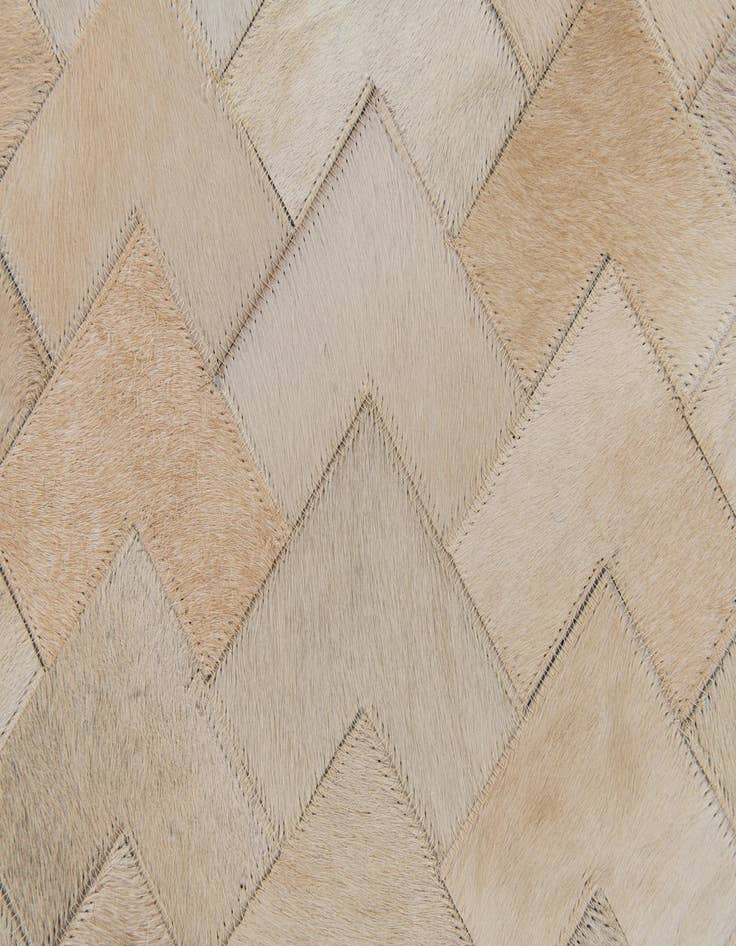 Detail image of 4' 1 x 5' 11 Cowhide Stocks Rug