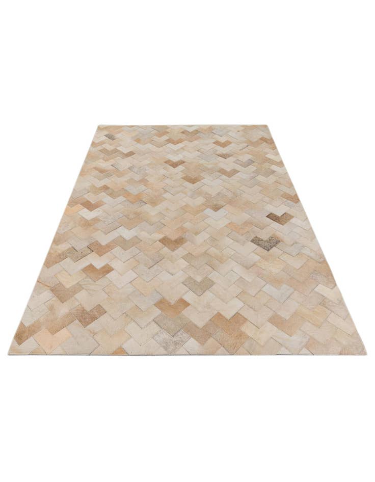 Detail image of 4' 1 x 5' 10 Cowhide Stocks Rug