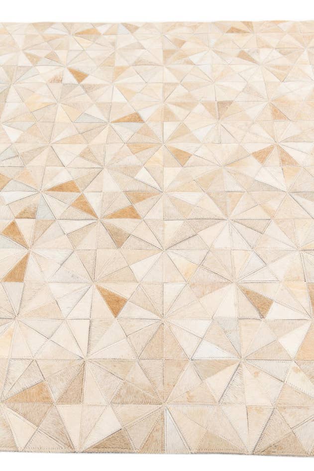 Detail image of 4' x 6' Cowhide Stocks Rug