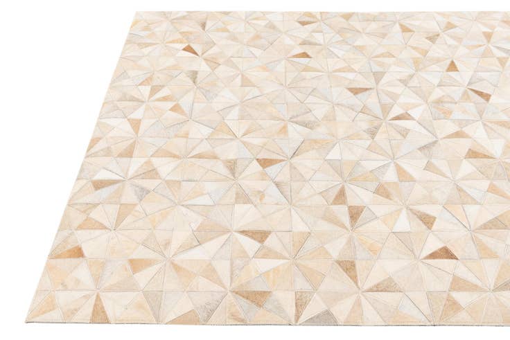 Detail image of 4' x 6' Cowhide Stocks Rug