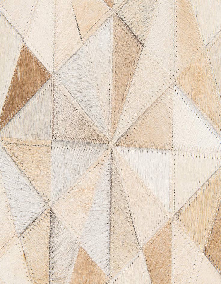 Detail image of 4' x 6' Cowhide Stocks Rug