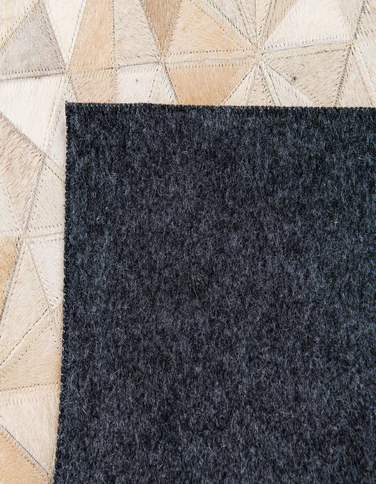 Detail image of 4' x 6' Cowhide Stocks Rug