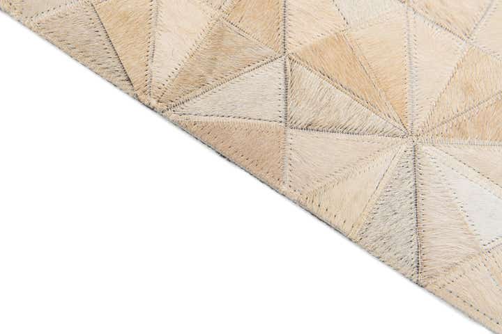 3' 11 x 6' Cowhide Stocks Rug