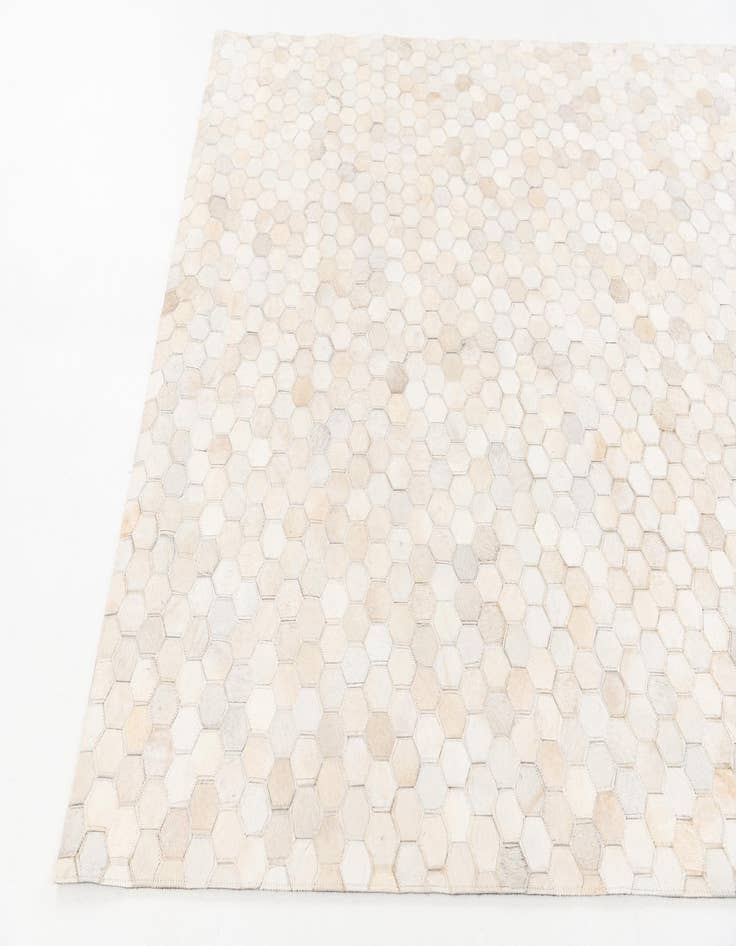 Detail image of 4' 10 x 7' 9 Cowhide Stocks Rug