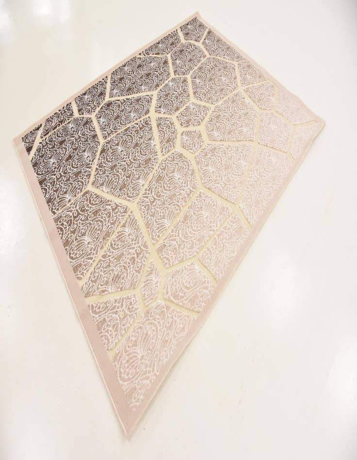 Detail image of 5' x 6' 7 Damask Rug