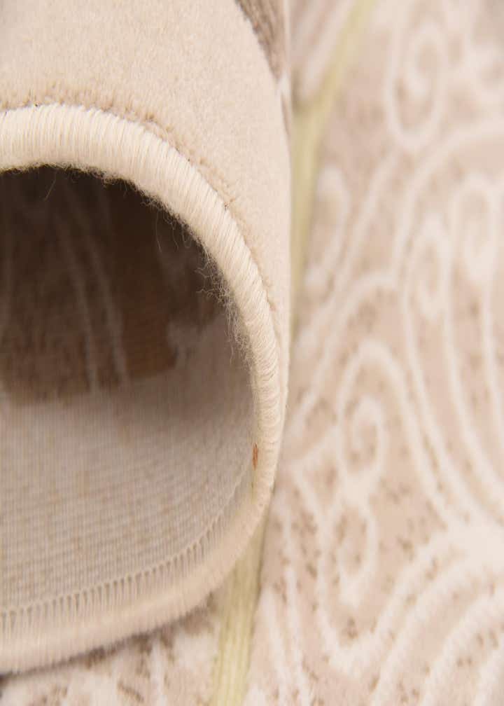 5' x 6' 7 Damask Rug