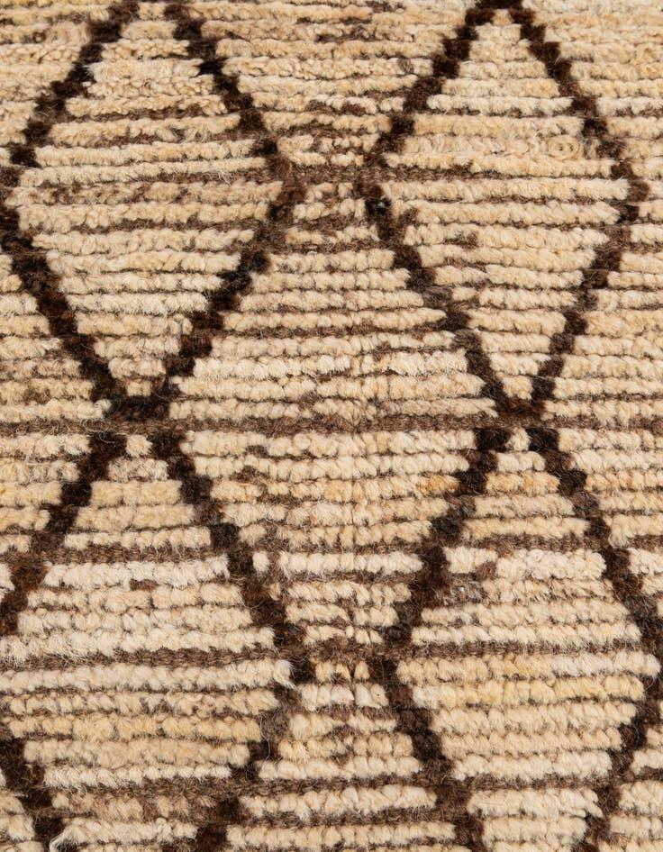 Detail image of 5' 2 x 6' 4  Hand Knotted Darya Wool Rug
