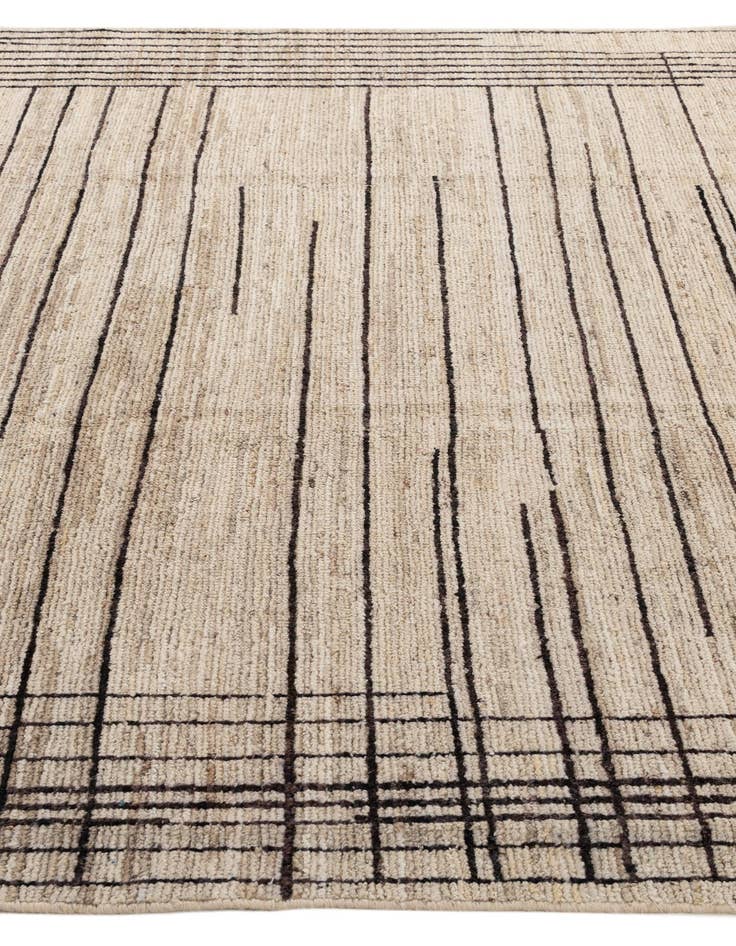 Detail image of 8' 3 x 9' 10  Hand Knotted Darya Wool Rug