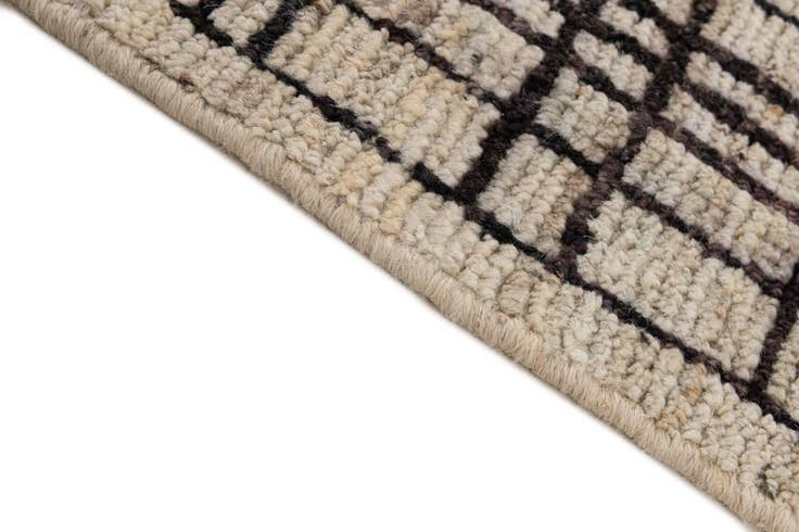 Detail image of 8' 3 x 9' 10 Hand Knotted Darya Wool Rug