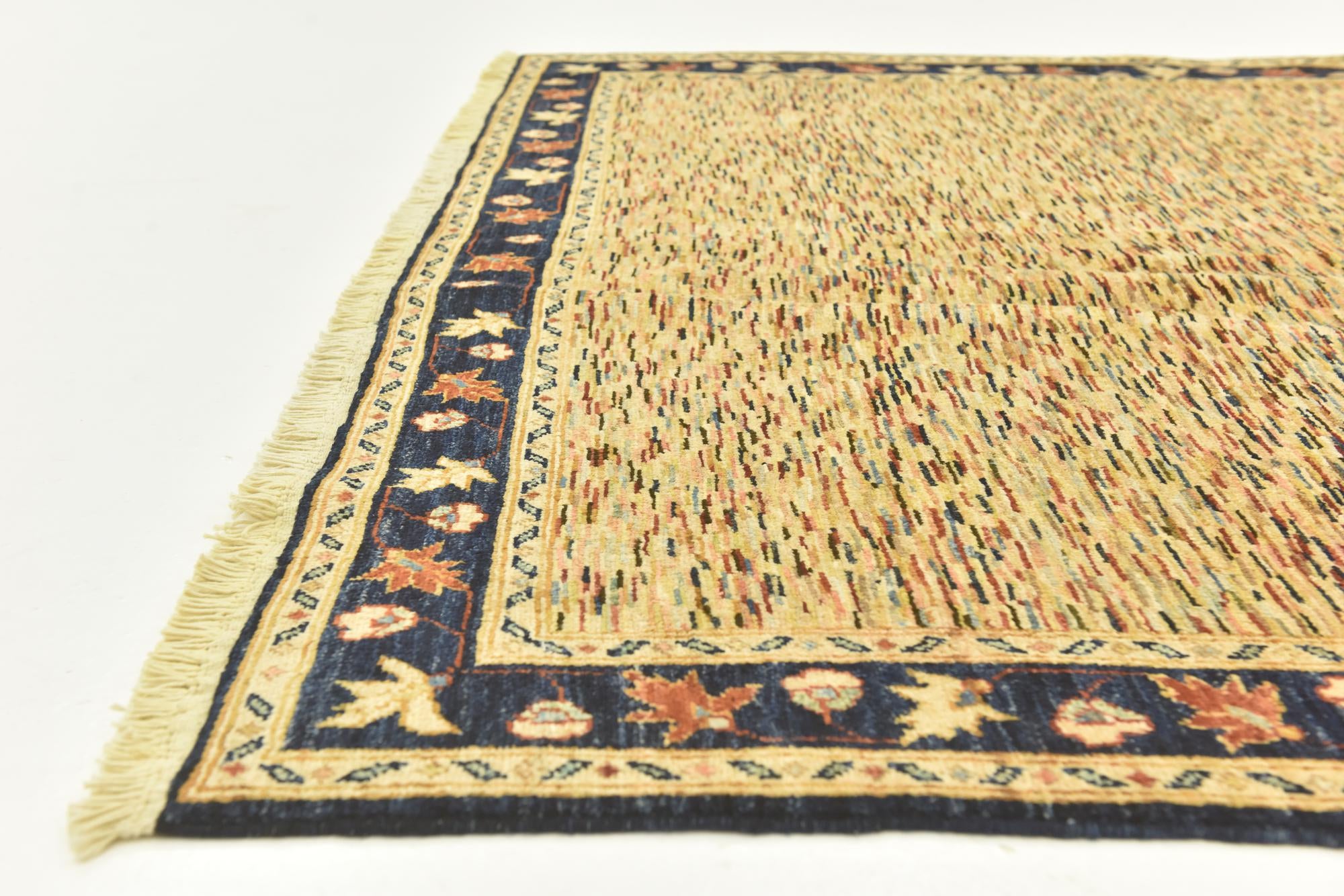 5' 6 x 7' 9 Hand Knotted Darya Rug