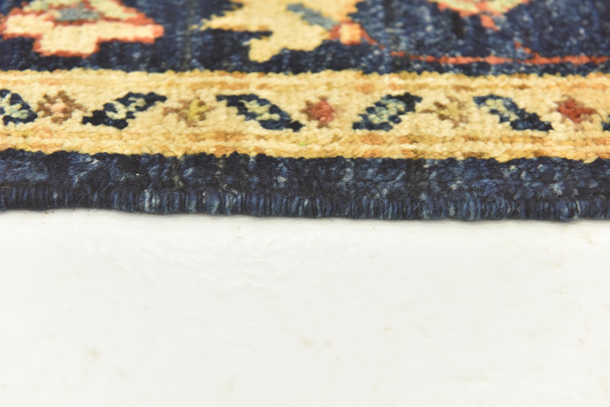 5' 6 x 7' 9 Hand Knotted Darya Rug
