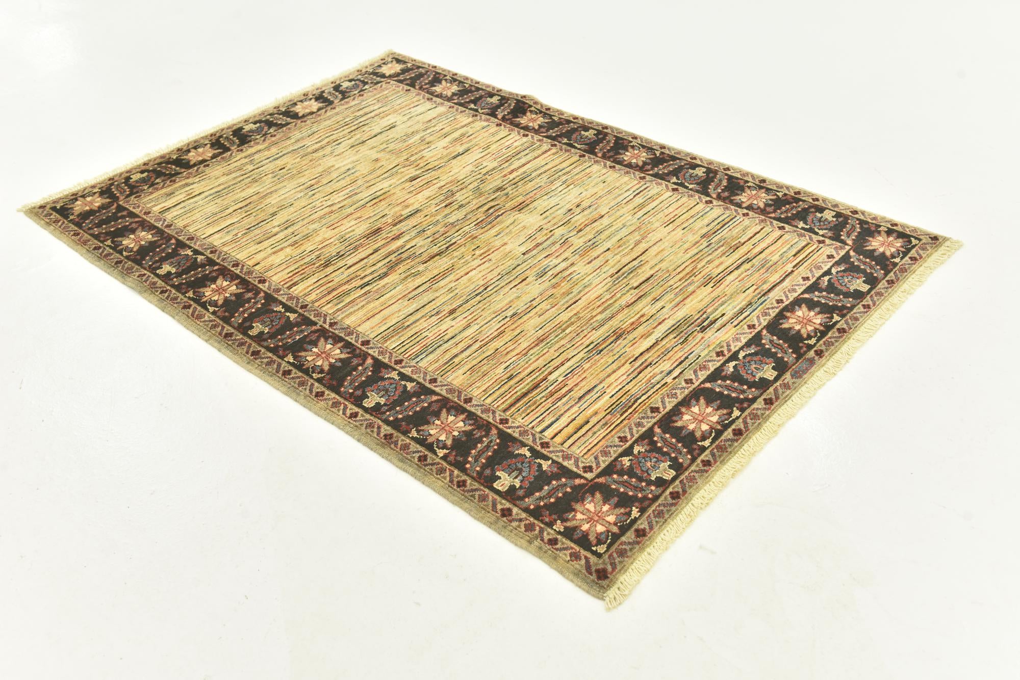 4' 2 x 6' Hand Knotted Darya Rug