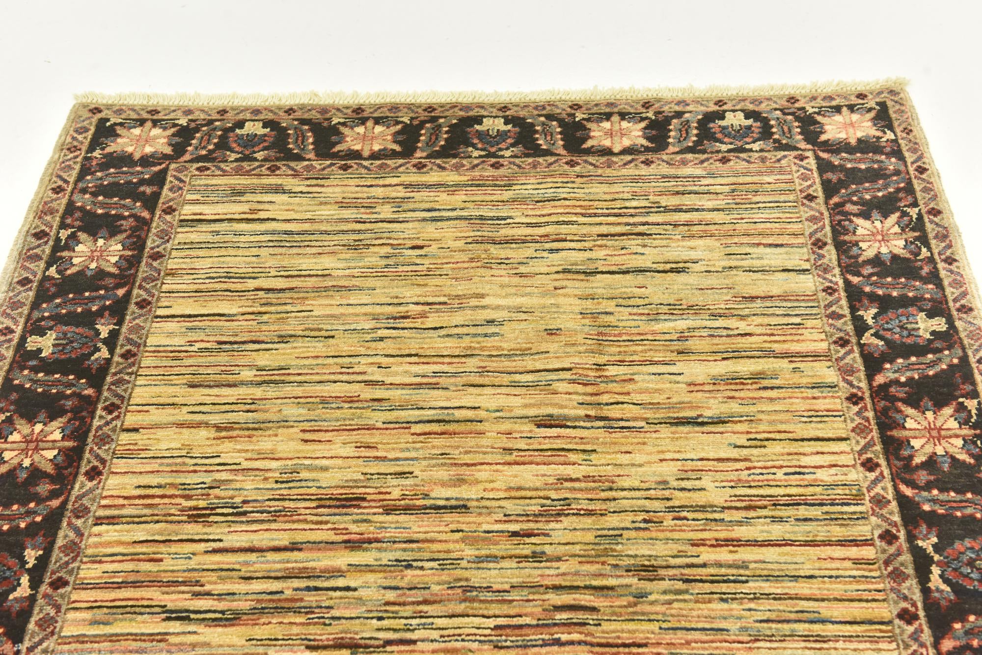 4' 2 x 6' Hand Knotted Darya Rug