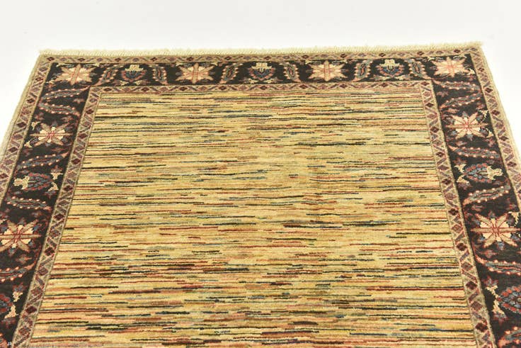 Detail image of 4' 2 x 6' Hand Knotted Darya Rug