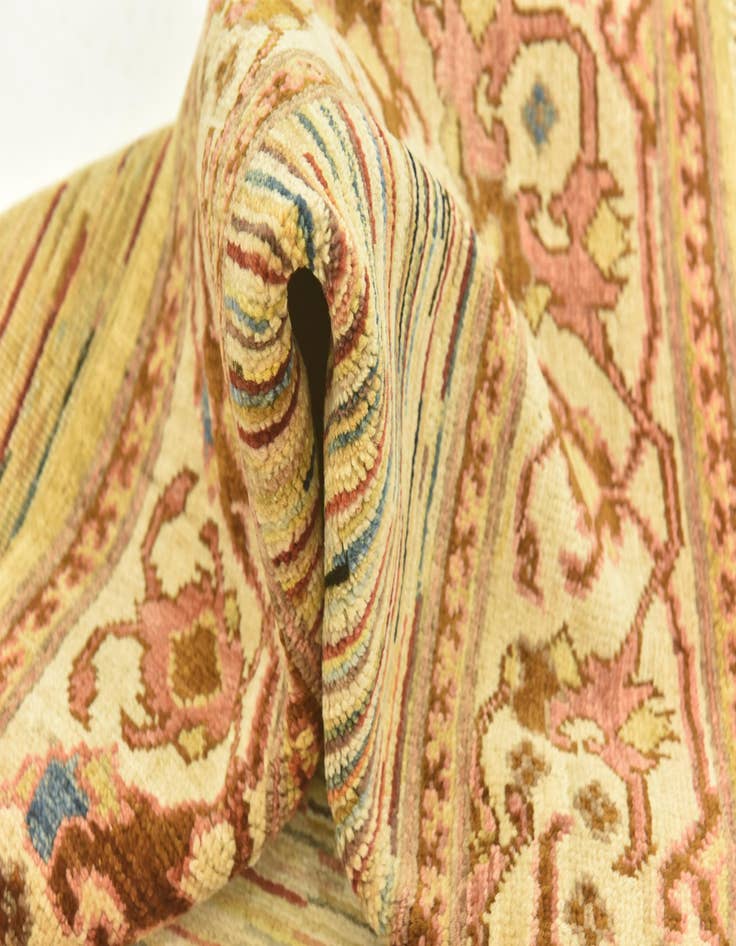 Detail image of 3' 9 x 5' 5  Hand Knotted Darya Oriental Rug