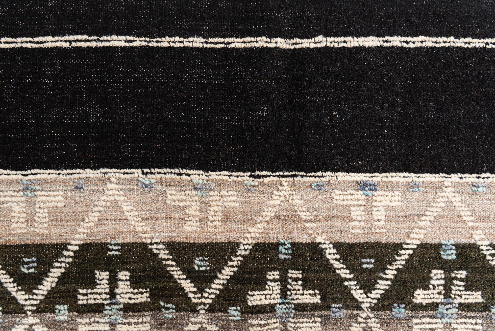 10' 4 x 14' 4 Hand Knotted Darya Wool Rug