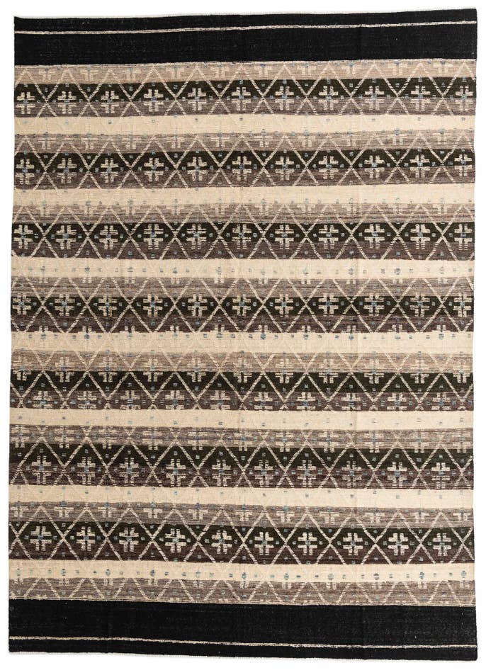 Detail image of 10' 4 x 14' 4 Hand Knotted Darya Wool Rug