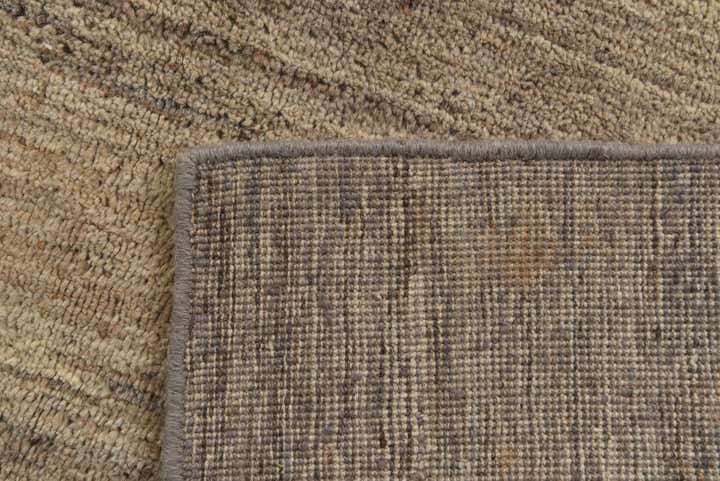 4' 1 x 7' 2 Hand Knotted Darya Wool Rug
