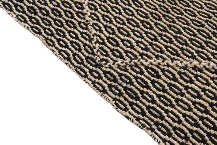 5' x 6' 11 Hand Knotted Darya Wool Rug
