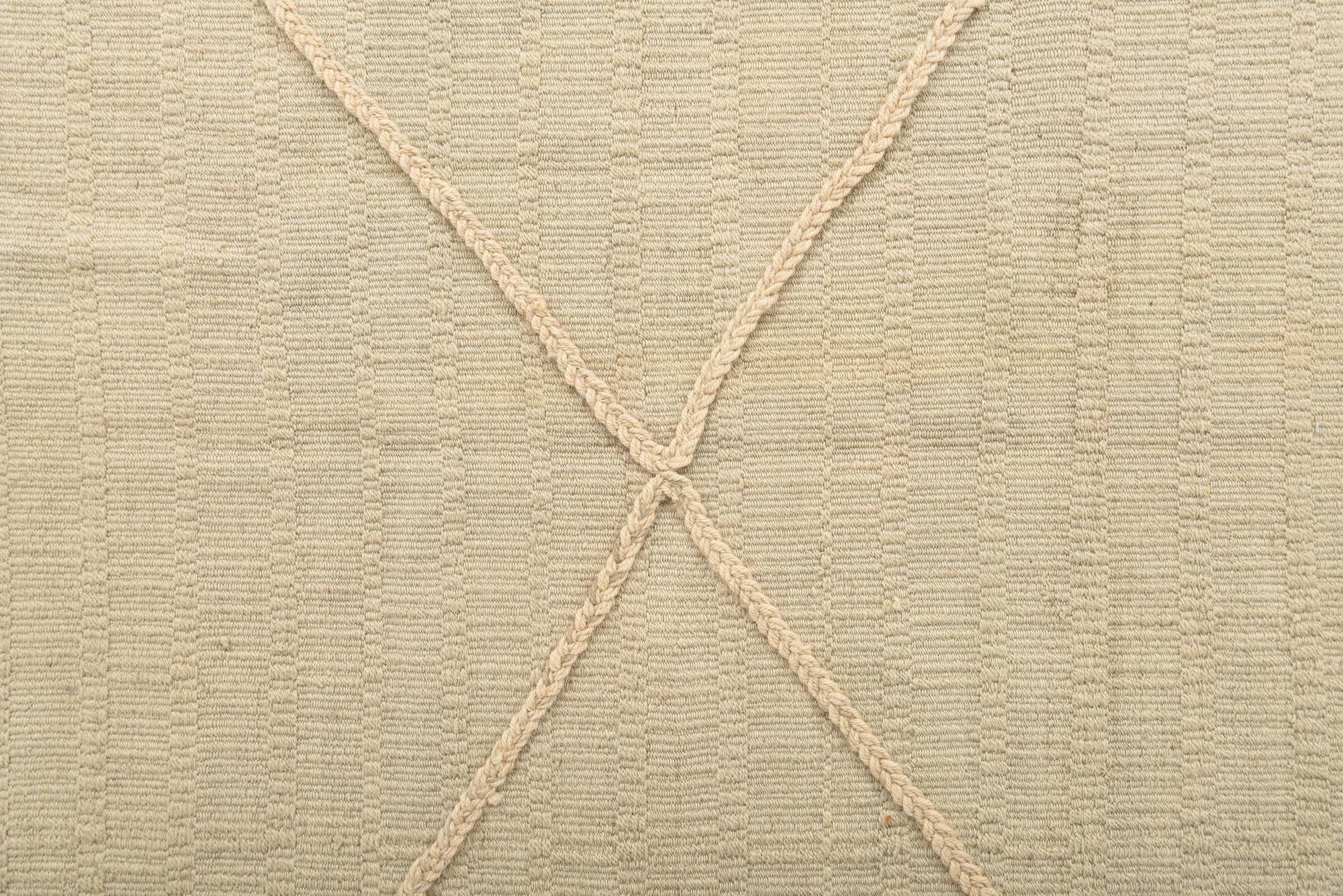 7' 11 x 9' 6 Hand Knotted Darya Wool Rug
