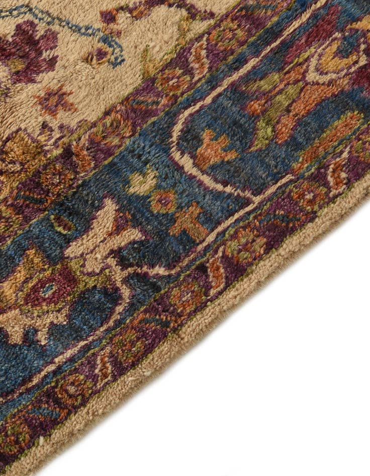 Detail image of 5' 6 x 8' 4 Hand Knotted Darya Wool Rug