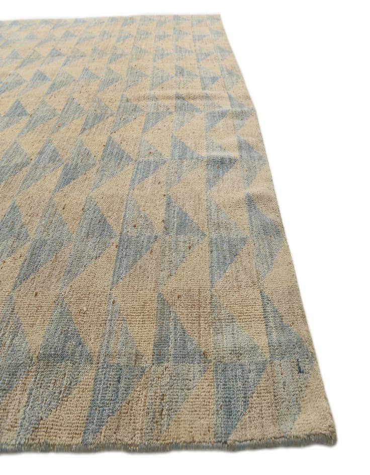 Detail image of 8' 1 x 10' 3  Hand Knotted Darya Wool Rug