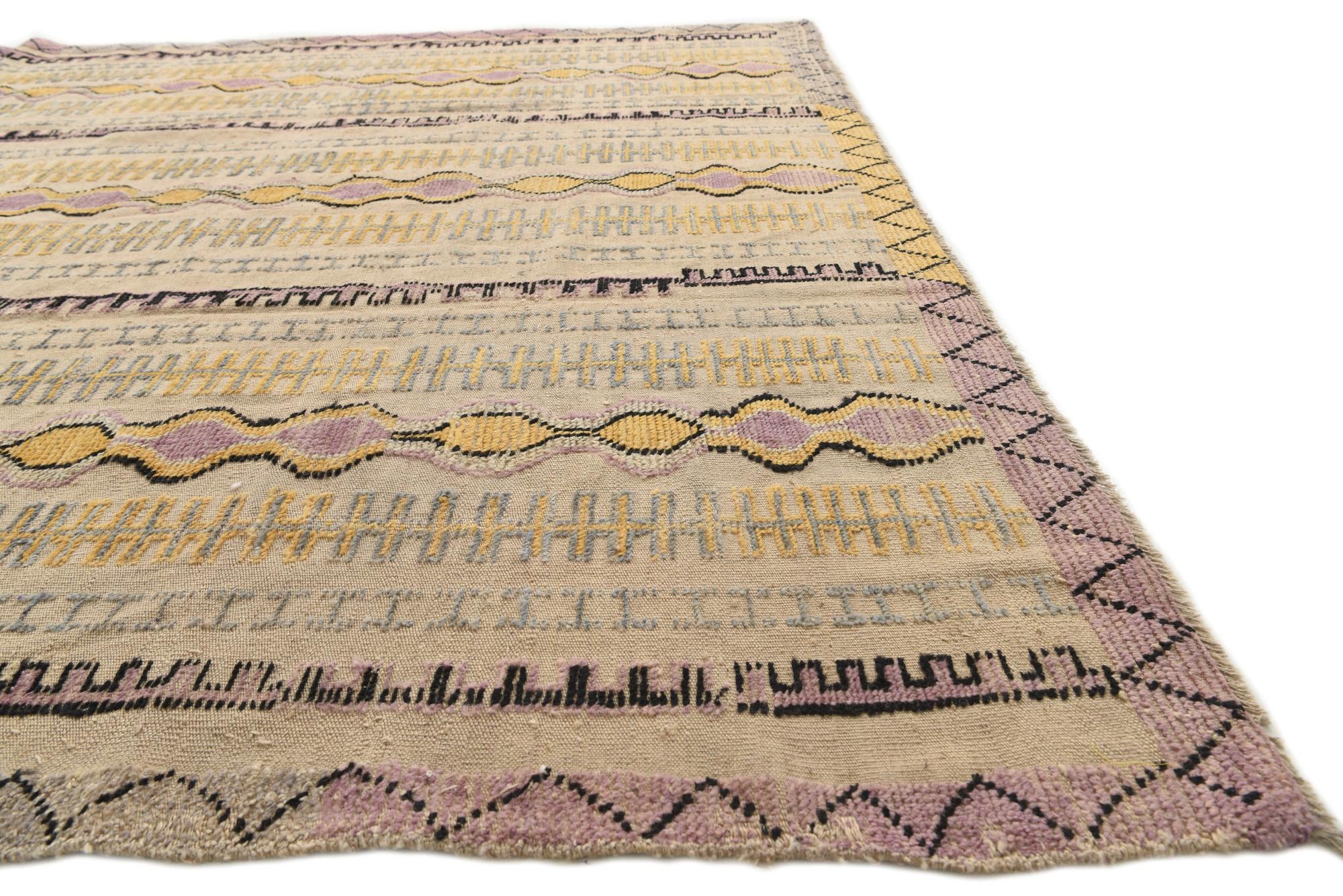 7' 8 x 10' 2 Hand Knotted Darya Wool Rug