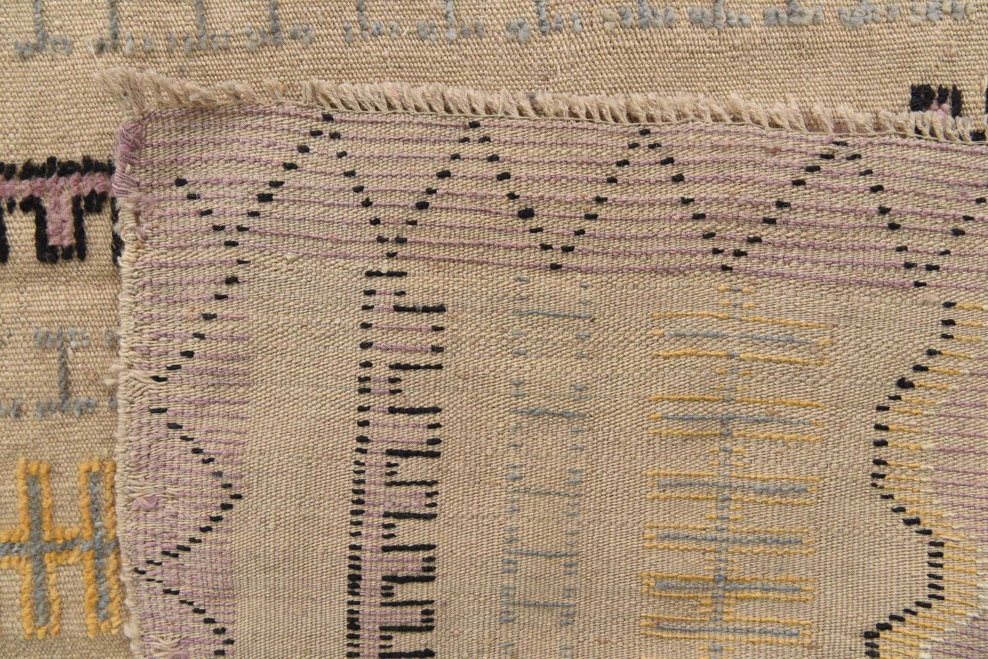 7' 8 x 10' 2 Hand Knotted Darya Wool Rug